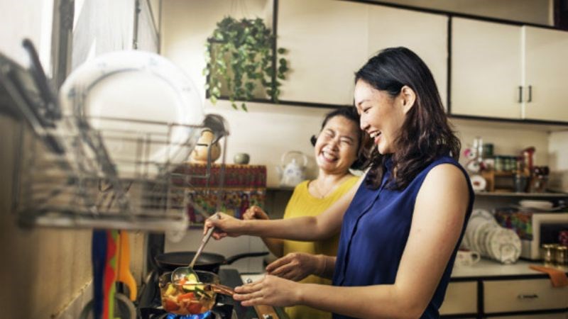 Đảm bảo an toàn vệ sinh thực phẩm, ăn chín uống sôi và dùng thực phẩm tươi sạch Đảm bảo an toàn vệ sinh thực phẩm, ăn chín uống sôi và dùng thực phẩm tươi sạch