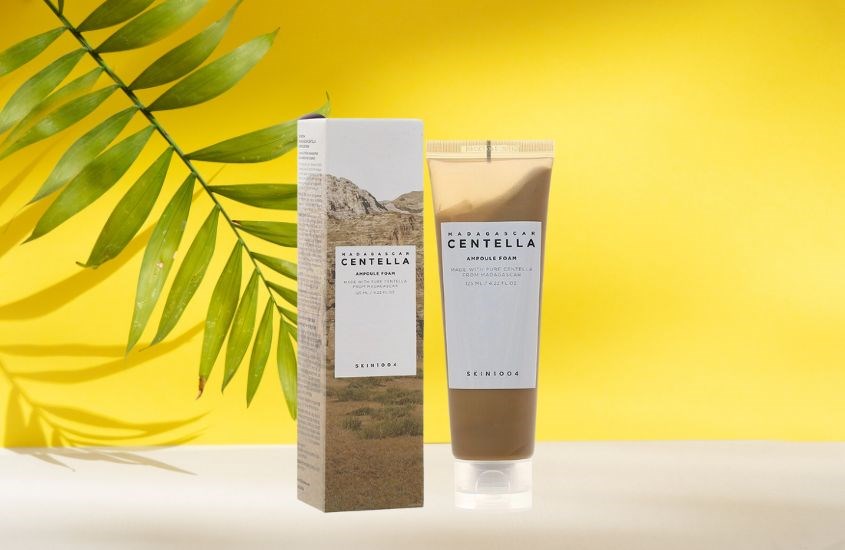 Sữa rửa mặt chiết xuất Rau Má Skin1004 Madagascar Centella Ampoule Foam 125 ml