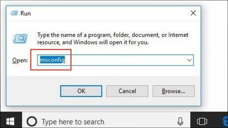 Nhập msconfig > Bấm Enter