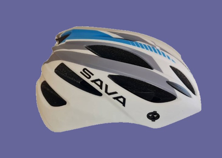 Mũ bảo hiểm xe đạp Sava D2MSTX freesize Trắng Xanh dương được thiết kế nhiều lỗ thông gió giúp đầu của bạn được thoáng khí hơn khi đội