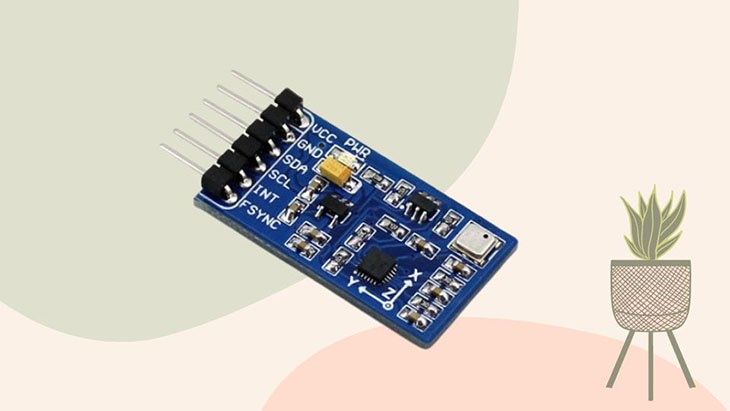 Cấu trúc của cảm biến gia tốc trên micro không dây gồm phần chuyển đổi, biến áp quay, cảm biến tốc độ, con quay ba bậc tự do và con quay hai bậc