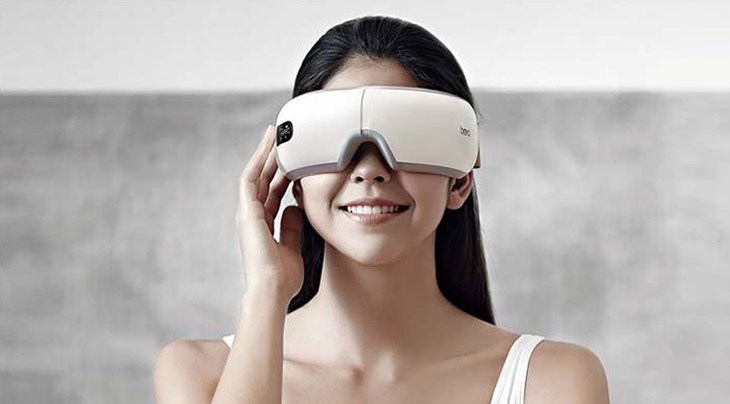 Bạn nên mua máy massage mắt Nhật Bản để cải thiện sức khỏe và vẻ đẹp cho đôi mắt Bạn nên mua máy massage mắt Nhật Bản để cải thiện sức khỏe và vẻ đẹp cho đôi mắt