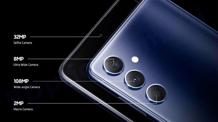 Galaxy F54 5G được trang bị một hệ thống camera chính gồm ba ống kính cho hình ảnh sắc nét nhất