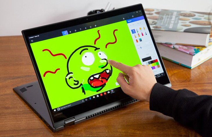 Laptop 2 in 1 là dòng laptop tích hợp tính năng của một chiếc máy tính xách tay và tablet
