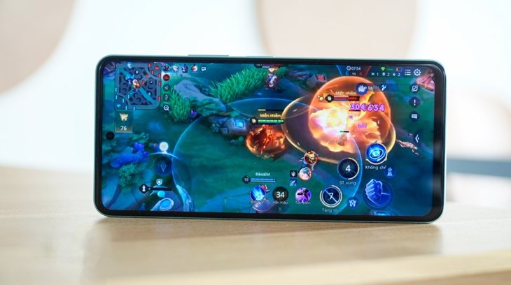 VIVO Y36 có thể đa nhiệm và lưu trữ tốt nhờ RAM 8 GB và bộ nhớ trong 256 GB