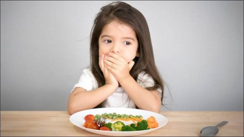 Nguyên nhân thiếu vitamin A chủ yếu là khẩu phần ăn của trẻ thiếu hụt vitamin A kéo dài