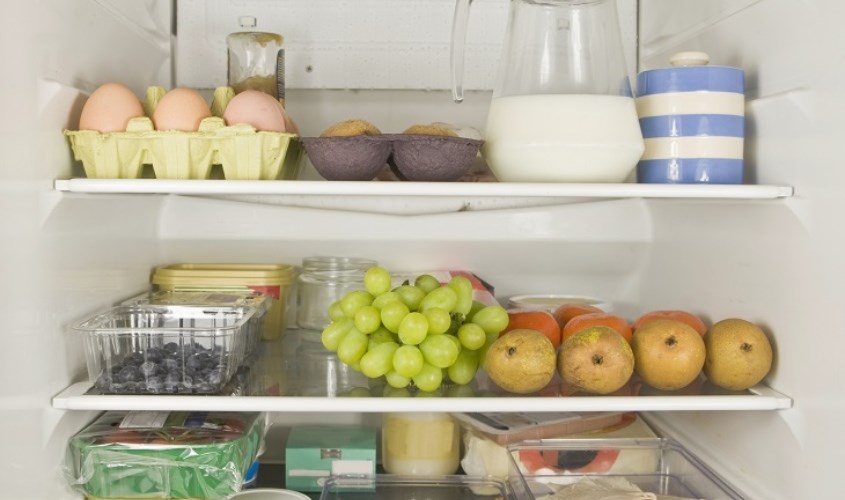 Nên bảo quản sữa đặc trong ngăn mát tủ lạnh