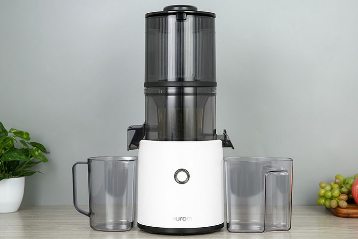 Máy ép chậm Hurom H300E-WBE có chức năng ép trái cây, rau củ, làm sữa hạt, ép các loại trái cây cần tách hạt, nghiền trái cây đông lạnh làm kem