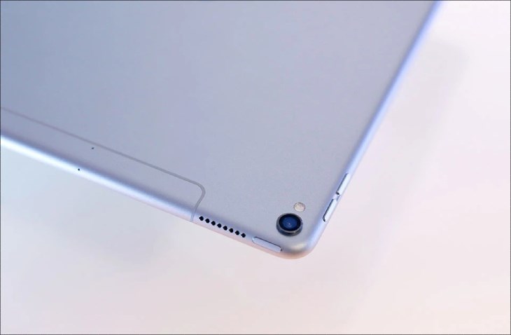 iPad Pro 10.5 được trang bị camera chính có độ phân giải lớn 12 MP