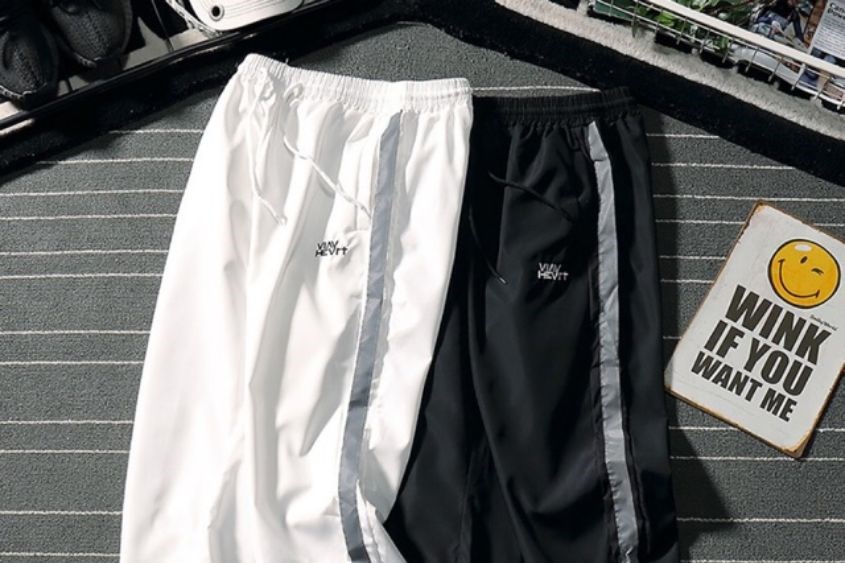 Không nên mặc vải dù trong những ngày thời tiết nóng bức