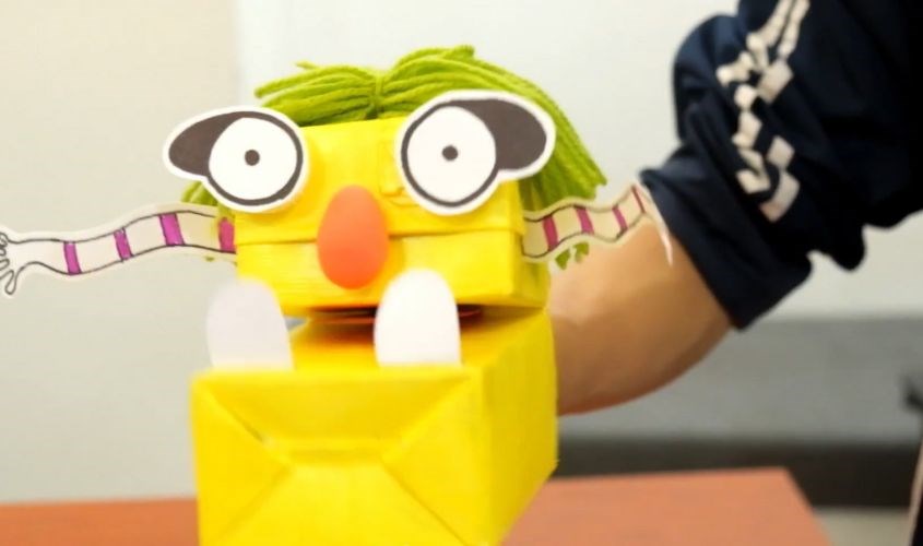 Cách làm con rối bằng hộp sữa dễ dàng