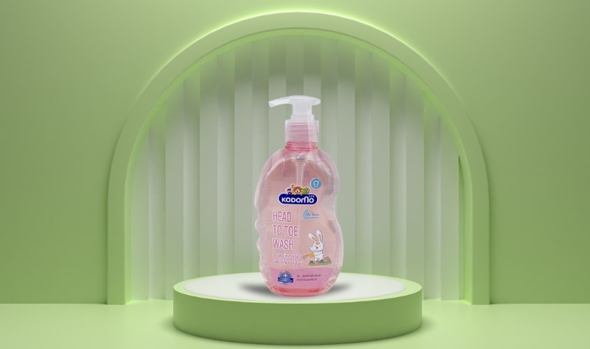 Dầu tắm gội cho bé Kodomo Pink Hanabaki tinh dầu hoa trà 400 ml (mọi độ tuổi)