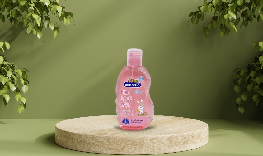 Dầu tắm gội cho bé Kodomo Pink Hanabaki tinh dầu hoa trà 200 ml (mọi độ tuổi)