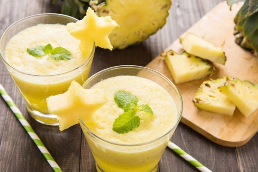 Hướng dẫn công thức làm sinh tố giảm cân từ thơm và chuối