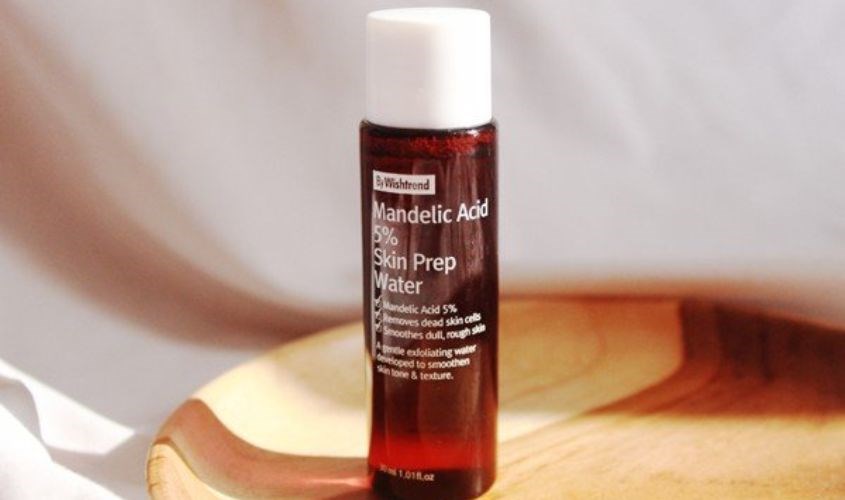 Dung dịch tẩy tế bào chết da mặt By Wishtrend Mandelic Acid 5% Skin Prep Water 120 ml