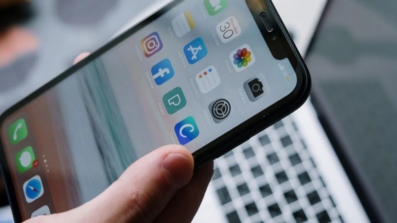 Kiểm tra các ứng dụng trên iPhone có xuất hiện các ứng dụng lạ hay ứng dụng theo dõi