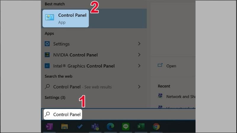 Mở Start > Nhấn chọn Control Panel