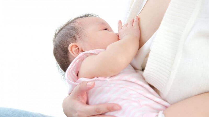 Khả năng lây nhiễm HIV tăng cao nếu trẻ bú sữa mẹ bị nhiễm HIV