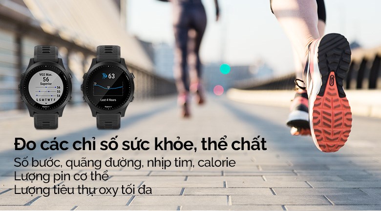 Garmin 945 nhìn chung có sự đầu tư hơn nhờ được tích hợp đa dạng các chế độ theo dõi sức khỏe