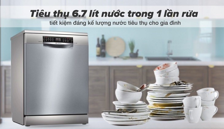 Máy rửa chén độc lập Bosch SMS6ECI93E tiêu thụ khoảng 6.7 lít nước trong mỗi lần rửa