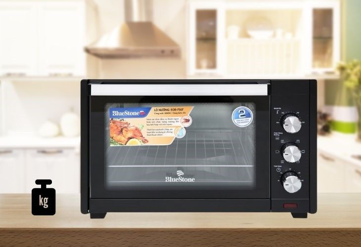 Lò nướng có trọng lượng hơi nặng khiến việc di chuyển hơi khó khăn