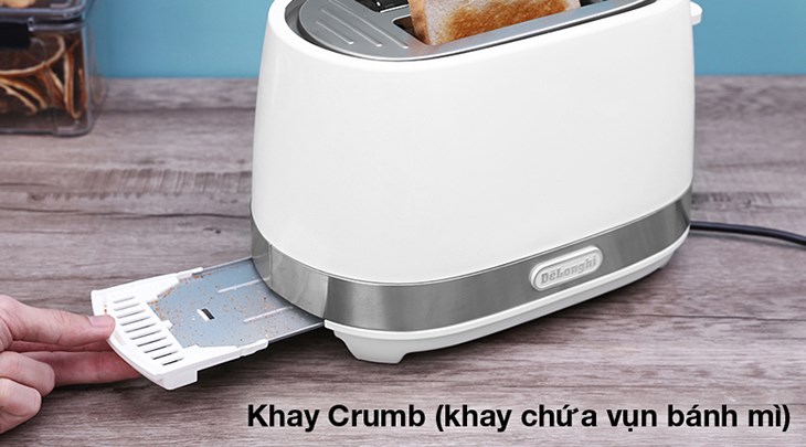 Máy nướng bánh mì Delonghi CTLA2103.W có khay Crumb giúp thu giữ hiệu quả vụn bánh mì trong quá trình nướng