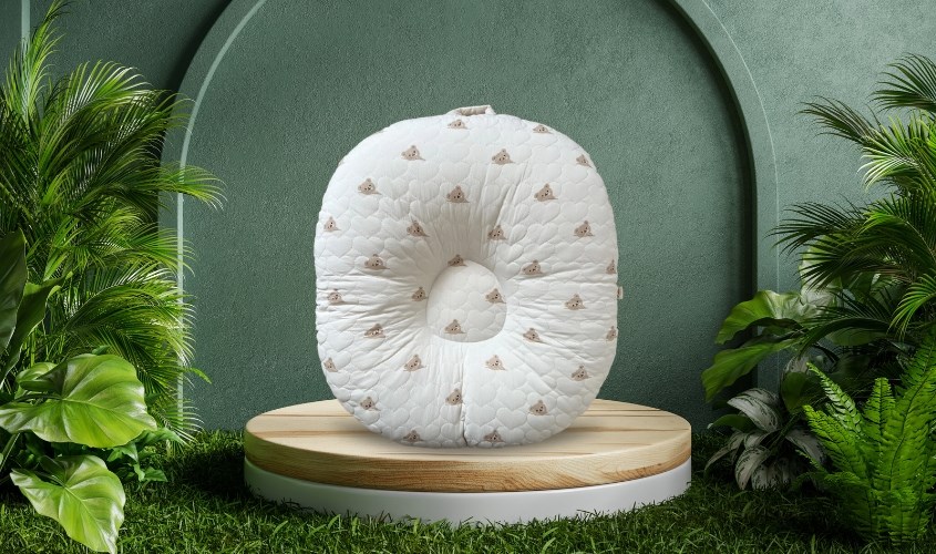 Gối chống trào ngược Bessla 74x71x20 cm - Gấu nghiêng mặt (0 - 12 tháng)