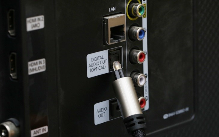 Cáp Optical 3m Vcom CV904 hỗ trợ truyền tải âm thanh từ tivi sang các thiết bị âm thanh