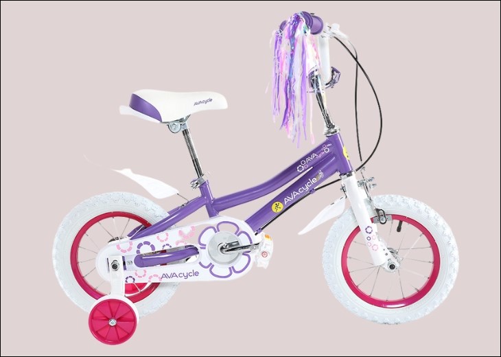 Xe đạp trẻ em AVACycle Fairy Maiden JY905-12 12 inch có cặp bánh phụ vững chắc giúp bảo vệ bé an toàn khi di chuyển