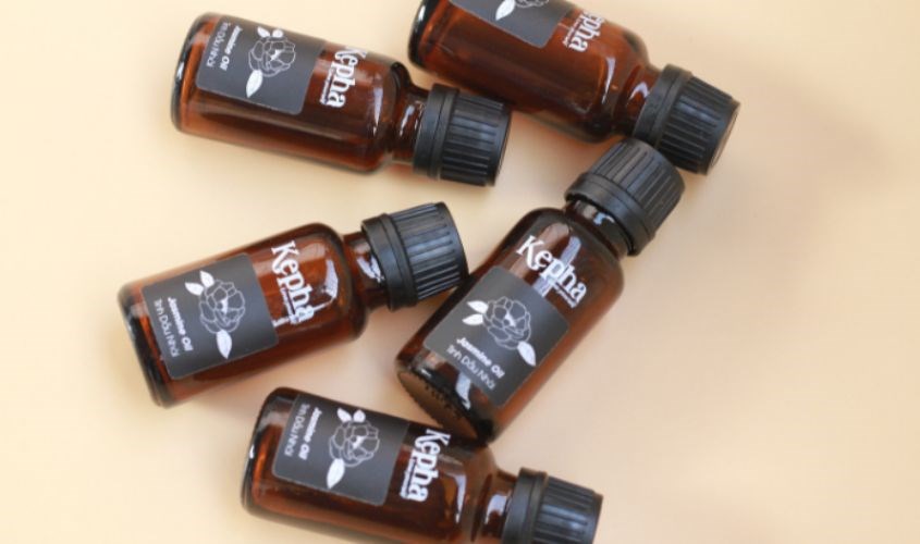 Lưu trữ tinh dầu trong chai tối màu