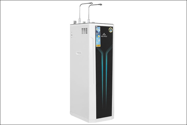 Máy lọc nước RO nóng nguội lạnh Hòa Phát HWBS3A 1021 10 lõi có công suất 15 lít/giờ, cho ra nguồn nước dồi dào