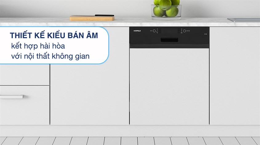 Máy rửa chén bán âm Hafele HDW-HI60B với kiểu dáng thiết kế âm tường, tiết kiệm được diện tích và tô điểm không gian bếp thêm phần gọn gàng, sang trọng