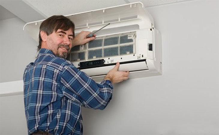 Máy lạnh TCL bị hư hỏng mạch điều khiển thì bạn nên liên hệ ngay đến trung tâm sửa chữa