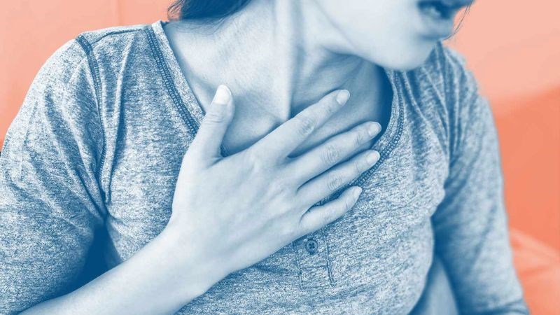 Ngưng sử dụng ngay khi có các dấu hiệu như tức ngực, thở khò khè, khó thở