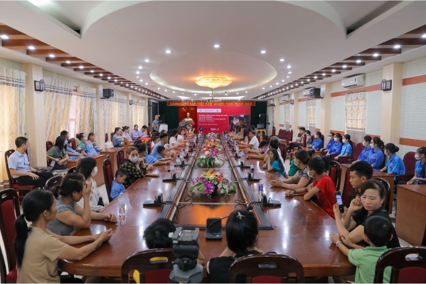 Hình ảnh tại buổi lễ khai mạc chương trình