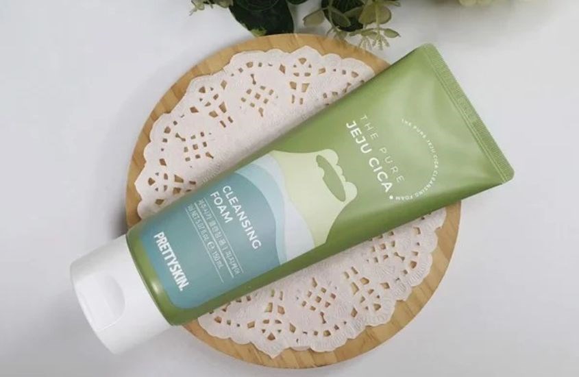 Sữa rửa mặt rau má Pretty Skin The Pure Jeju Cica
