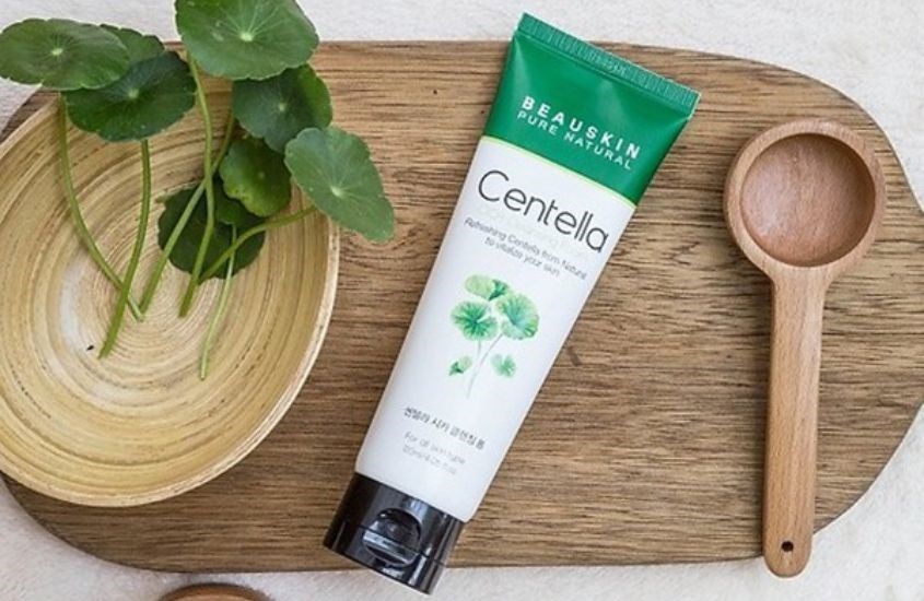 Sữa rửa mặt kháng khuẩn Beauskin Centella Cica