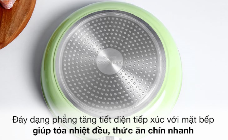 Chảo nhôm chống dính vân đá đáy từ 28 cm Kims Cook EARM128H có đáy chảo phẳng, rộng với 2 lớp truyền nhiệt nhanh giúp thức ăn mau chín Chảo nhôm chống dính vân đá đáy từ 28 cm Kims Cook EARM128H có đáy chảo phẳng, rộng với 2 lớp truyền nhiệt nhanh giúp thức ăn mau chín