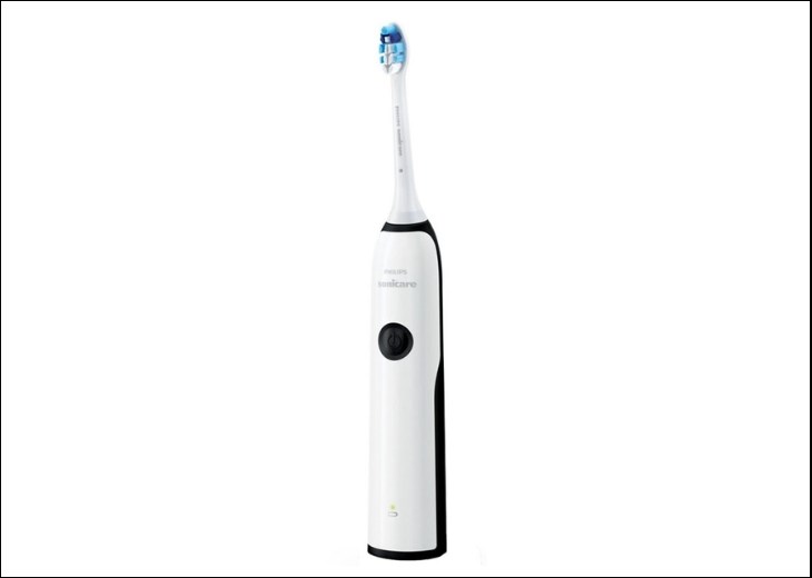 Bàn chải điện Electronic Sonic Philips HX3226 sở hữu đầu bàn chải với lông tơ mềm mại, làm sạch sâu và dịu nhẹ cho nướu