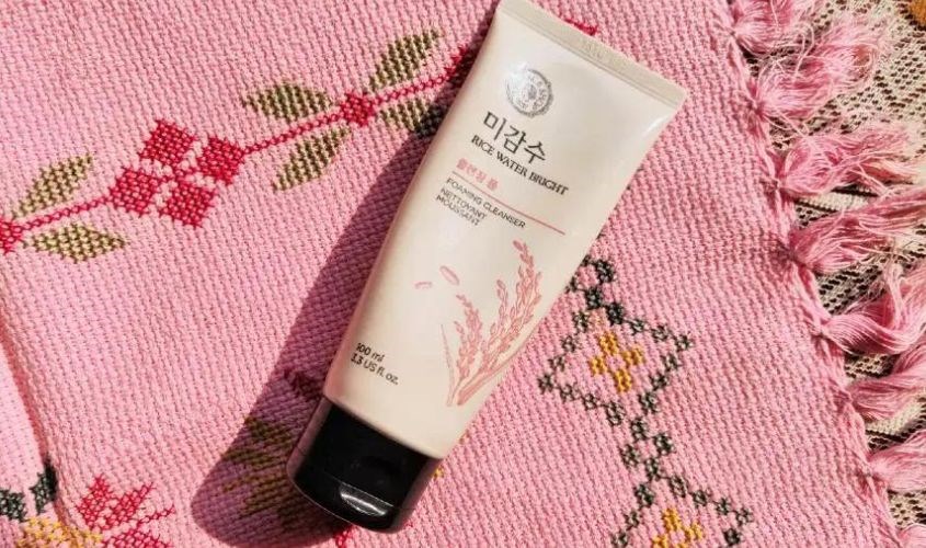 The Face Shop Rice Water Bright Foaming Cleanser