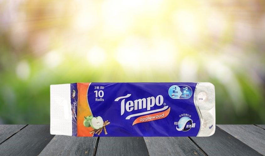 Lốc 10 cuộn giấy vệ sinh Tempo hương gỗ táo 3 lớp