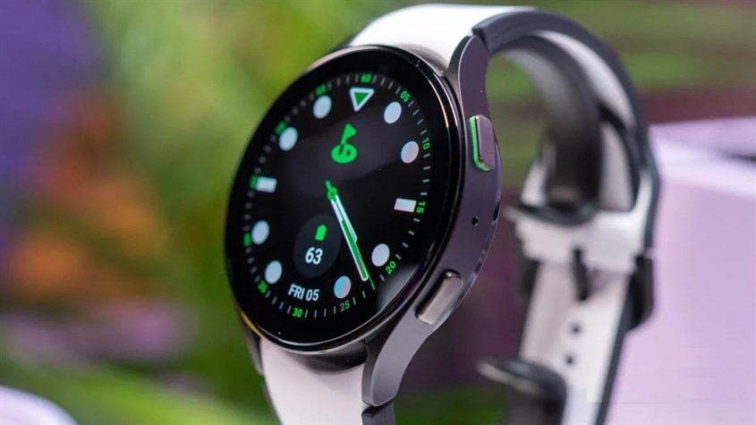 Samsung Galaxy Watch là một sản phẩm đồng hồ thông minh đáng để đầu tư