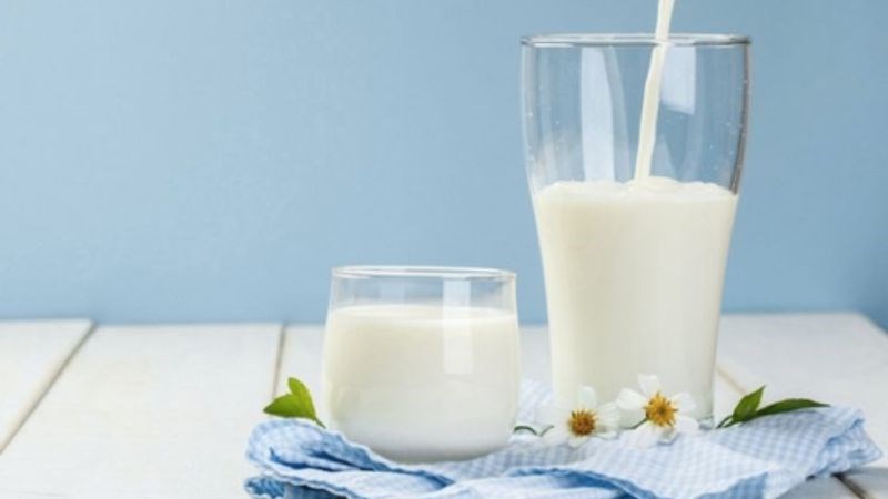 Người đang bị ho nên kiêng ăn các sản phẩm từ sữa