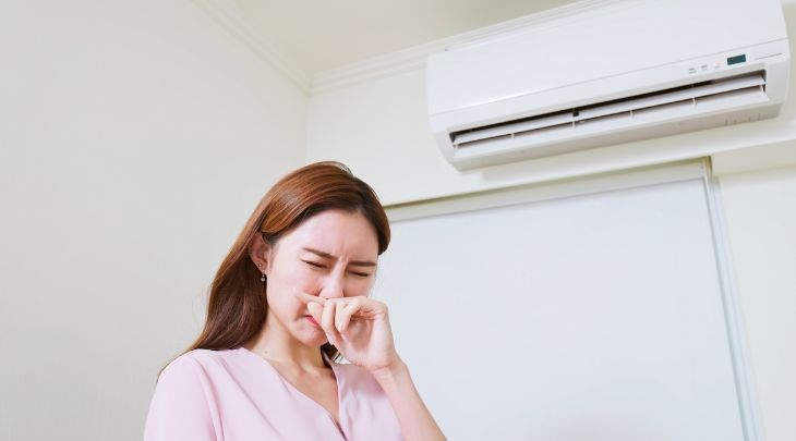 Máy điều hòa bẩn có thể tỏa ra luồn khí nhiều vi khuẩn, gây hại đến sức khỏe hô hấp gia đình Máy điều hòa bẩn có thể tỏa ra luồn khí nhiều vi khuẩn, gây hại đến sức khỏe hô hấp gia đình
