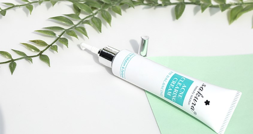 Kem trị mụn Sakura Acne Clearing 