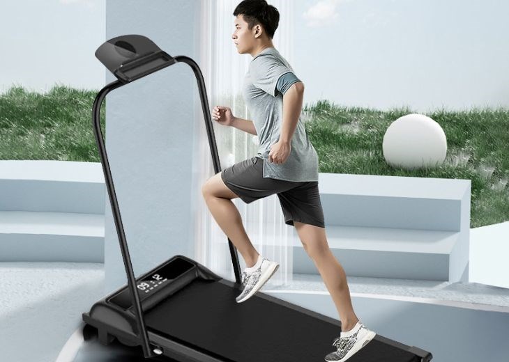 Sử dụng máy chạy bộ gấp gọn giúp bạn tiết kiệm được nhiều chi phí