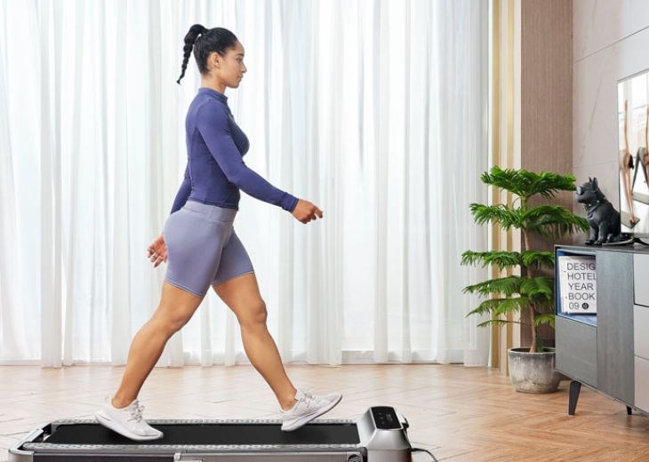 Nếu bạn chỉ có nhu cầu tập luyện đơn giản thì rất nên mua máy chạy bộ gấp gọn