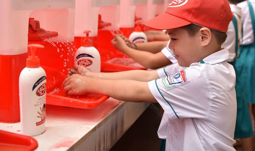 Nước rửa tay Lifebuoy phù hợp sử dụng cho các bé trên 1 tuổi