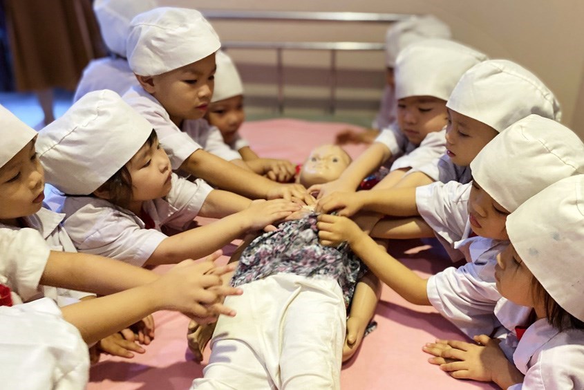 Các trò chơi mô phỏng nghề nghiệp ở Kizciti rất được các bé yêu thích