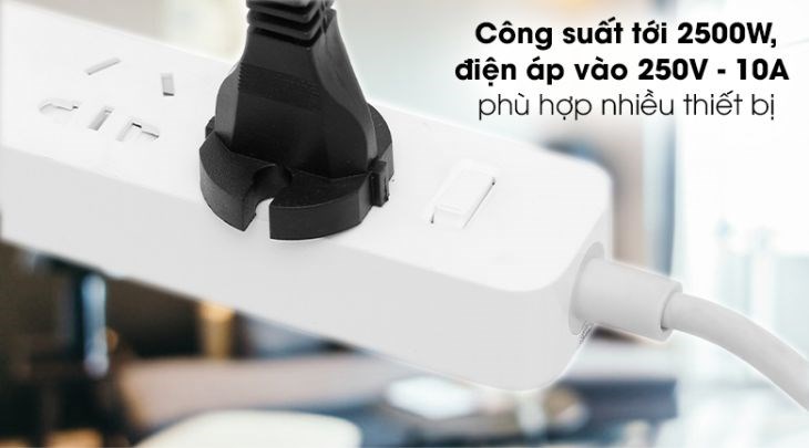 Dây nguồn đa năng DMAX 0.85m DD-002-BLACK-0.85M có điện áp vào 250V - 10A , cấp điện mạnh mẽ cho nhiều thiết bị dân dụng